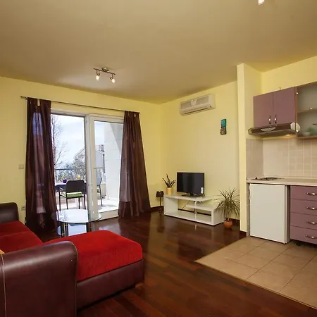Tino Apartman Makarska