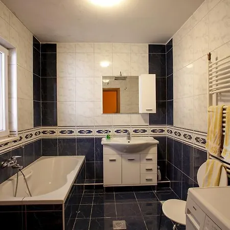 Tino Apartman