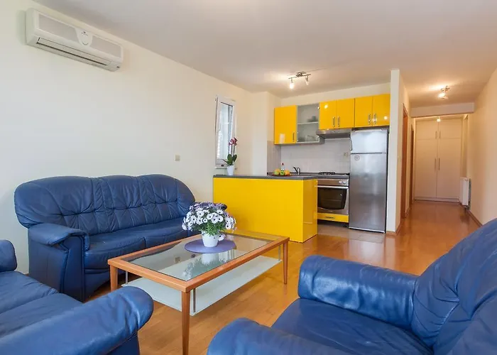 Tino Apartamento Makarska