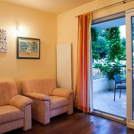 Tino Apartment *